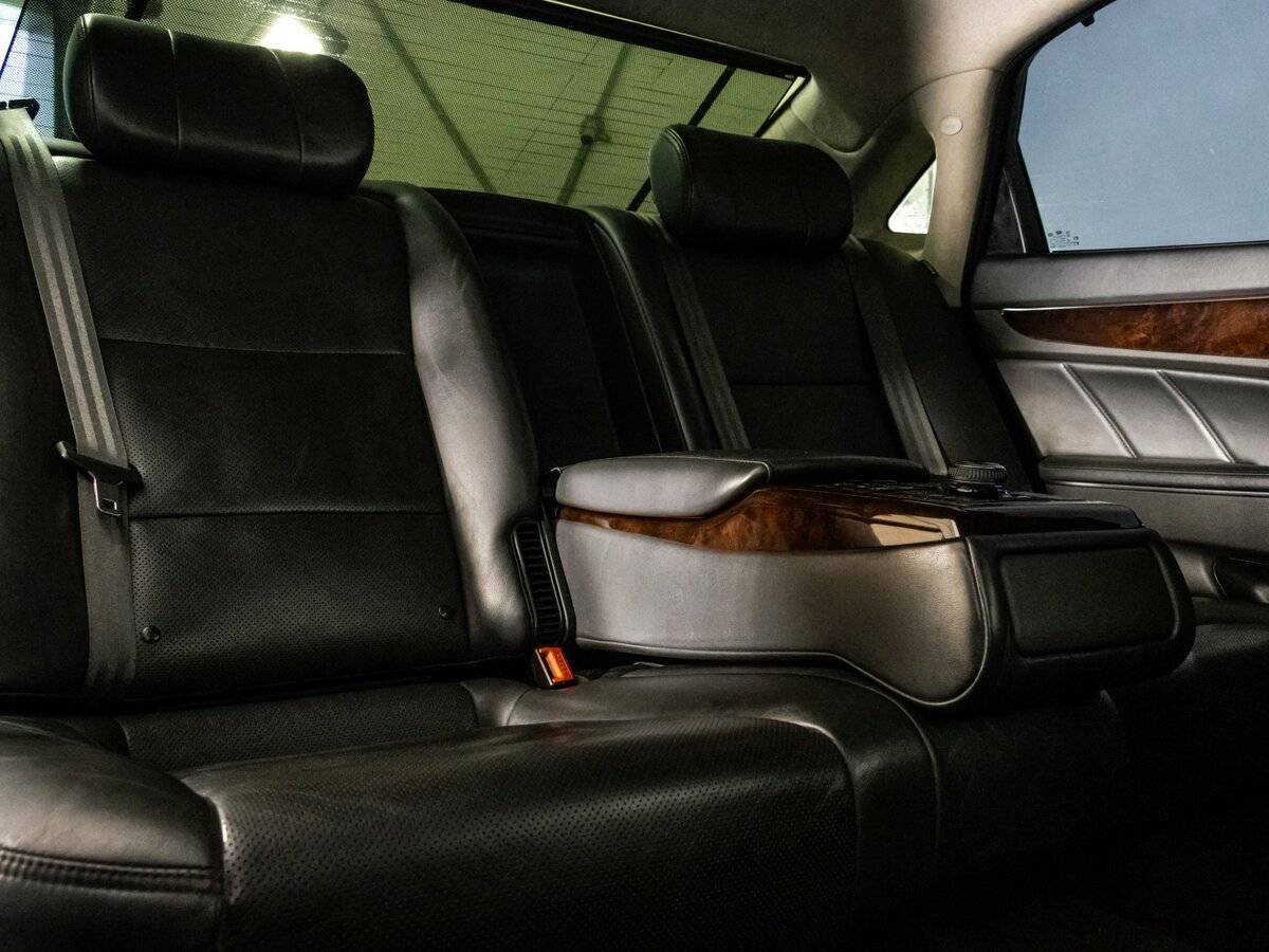 Купить Hyundai Equus с пробегом. Фото: #18