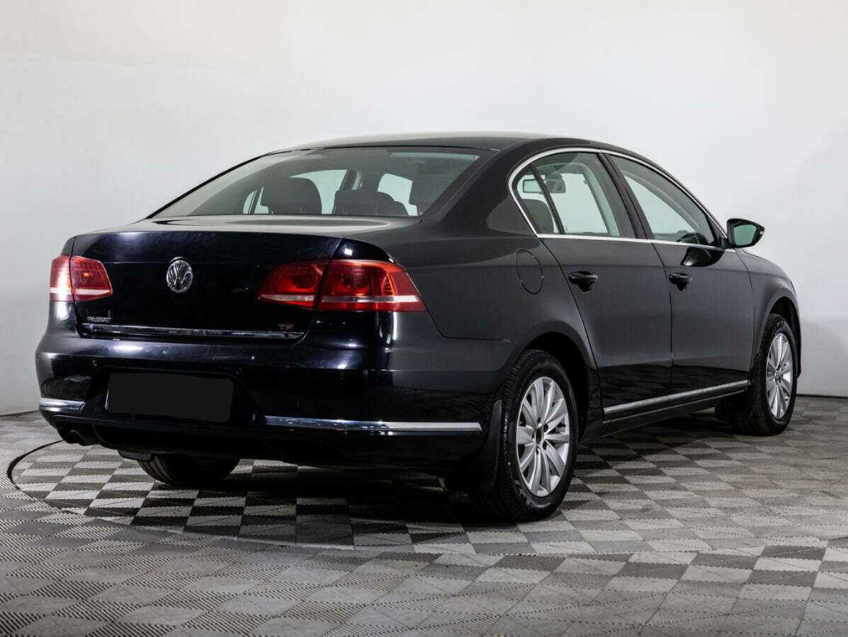 Купить Volkswagen Passat с пробегом. Фото: #4