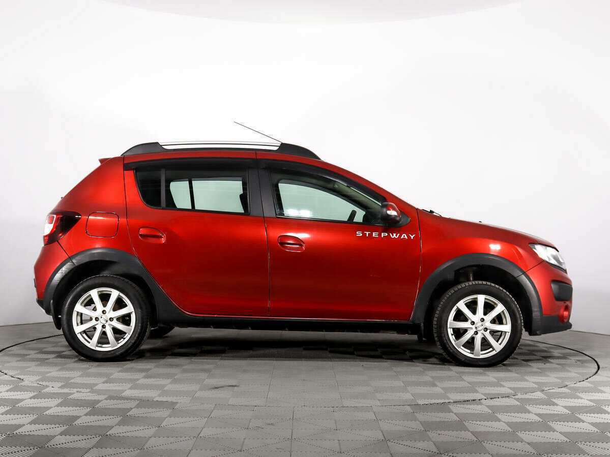 Купить Renault Sandero с пробегом. Фото: #3