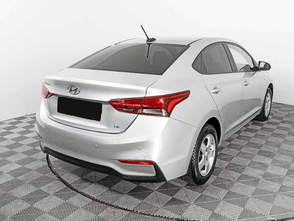 Купить Hyundai Solaris с пробегом. Фото: #4