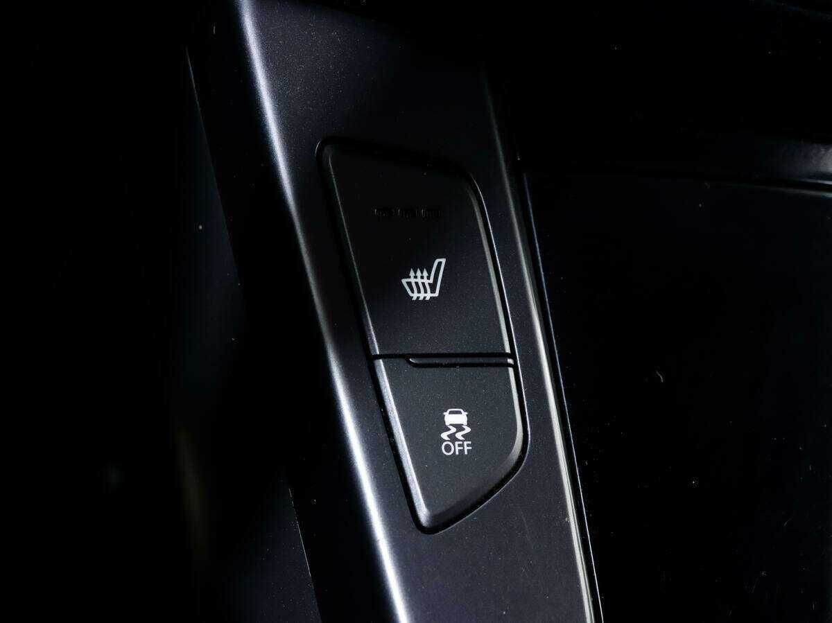 Купить Hyundai i40 с пробегом. Фото: #12