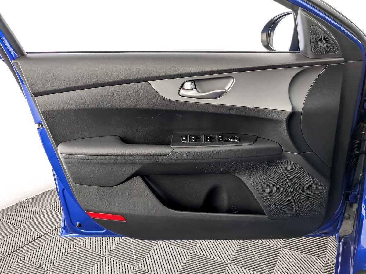 Купить Kia Cerato с пробегом. Фото: #16