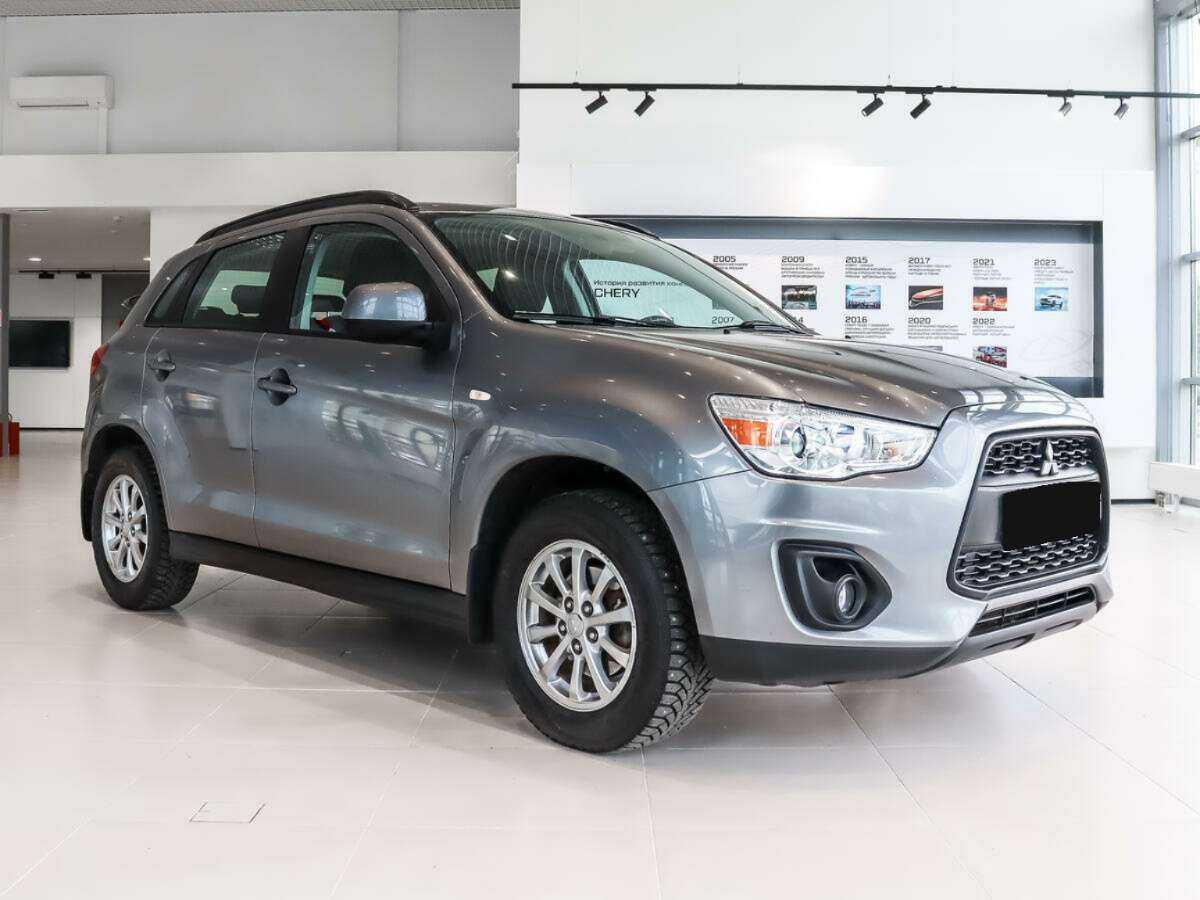 Купить Mitsubishi ASX с пробегом. Фото: #2