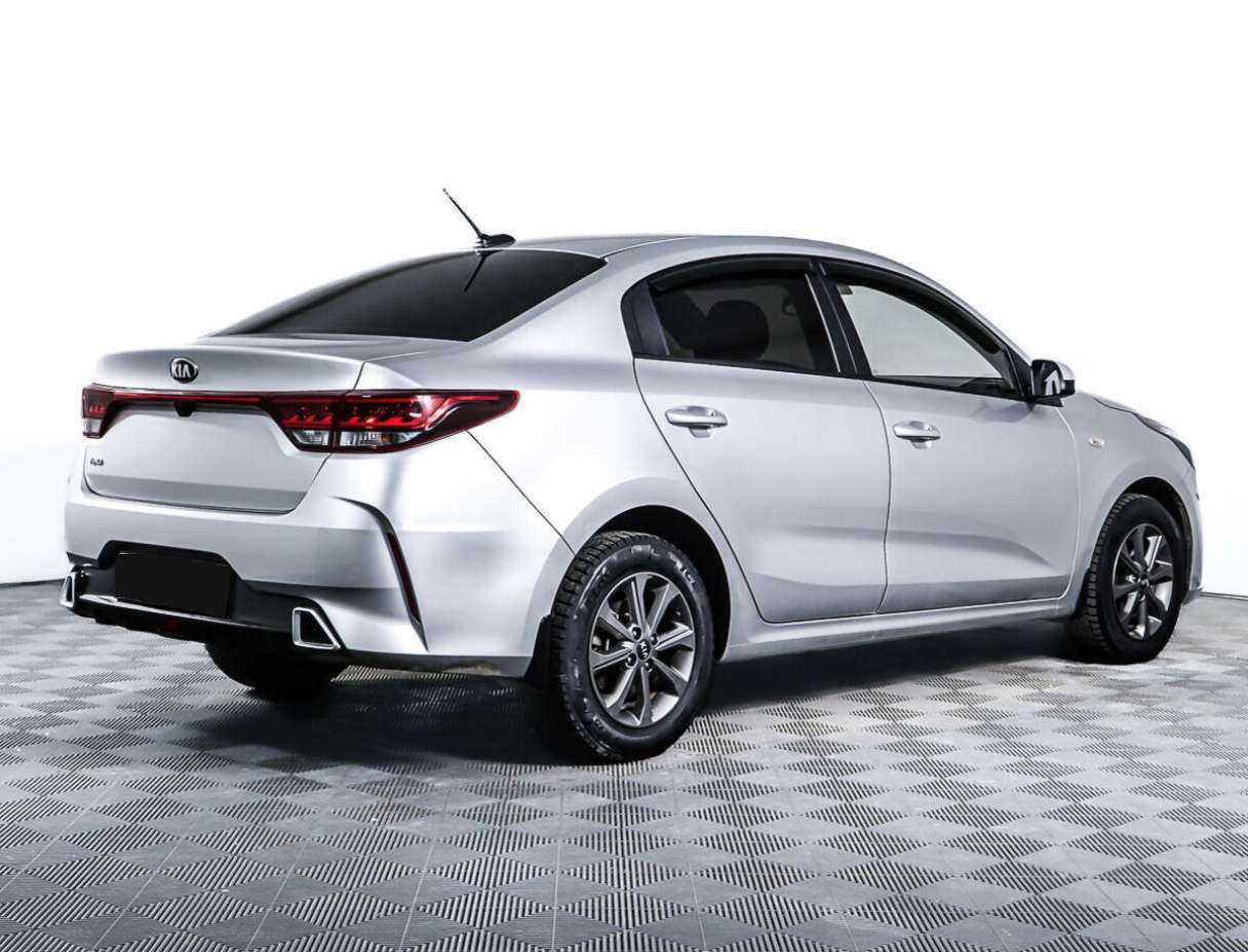 Купить Kia Rio с пробегом. Фото: #4