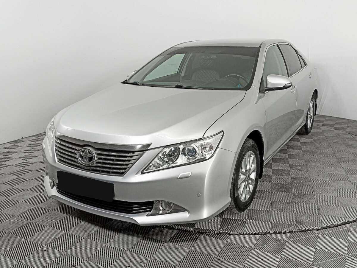Купить Toyota Camry с пробегом. Посмотреть фото