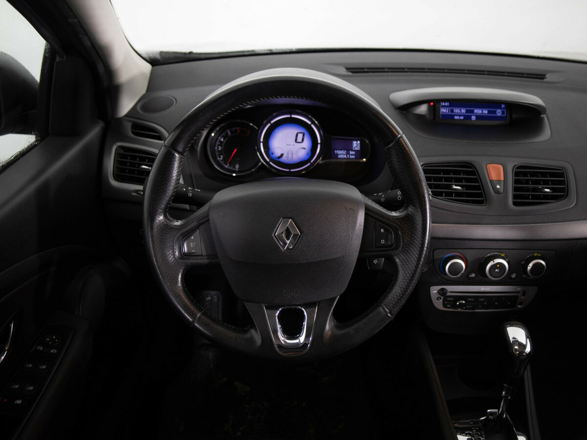Купить Renault Fluence с пробегом. Фото: #7