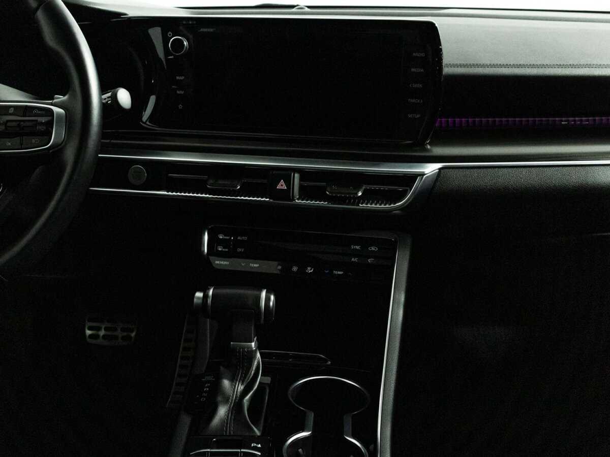 Купить Kia K5 с пробегом. Фото: #11