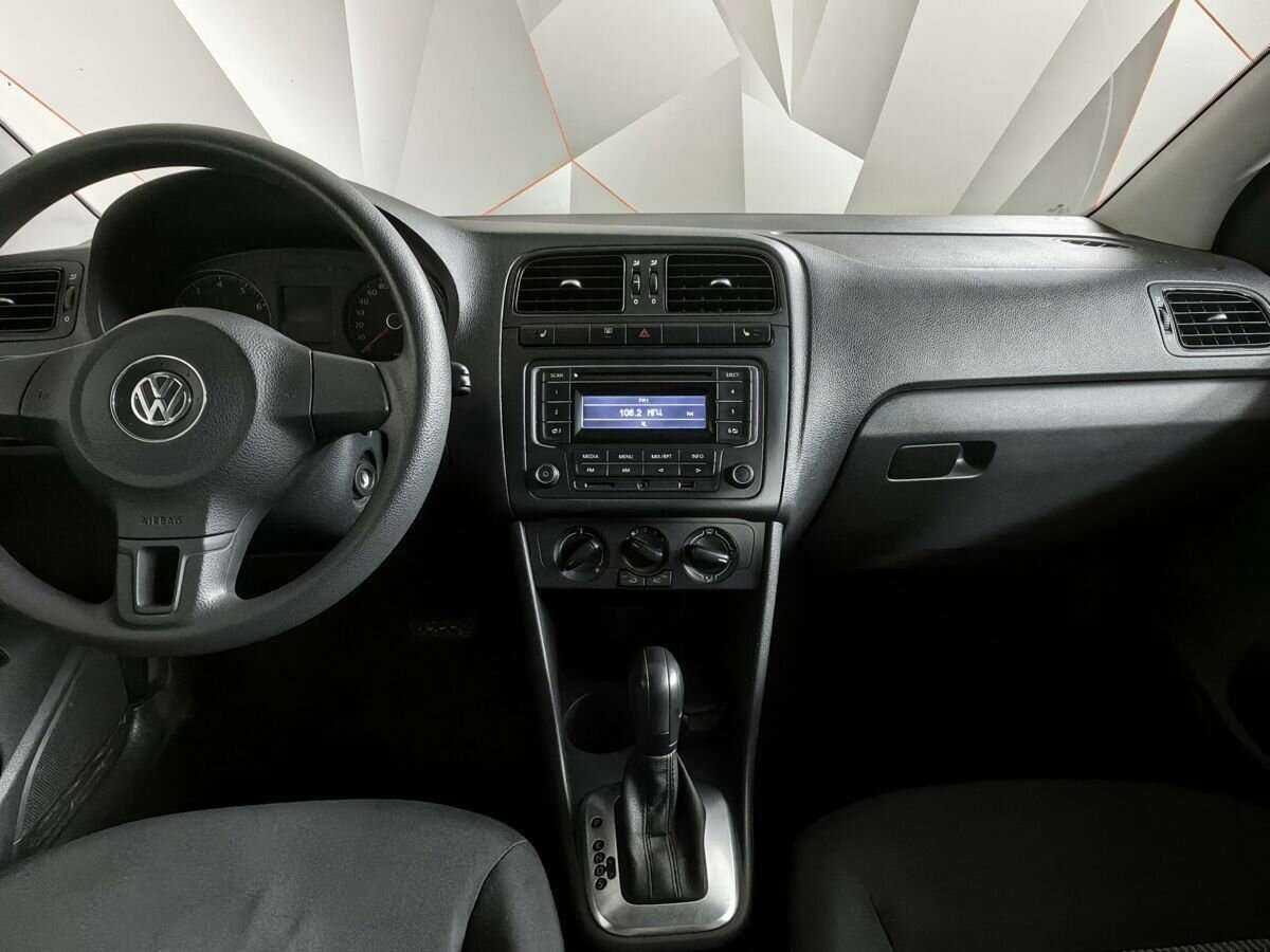 Купить Volkswagen Polo с пробегом. Фото: #10