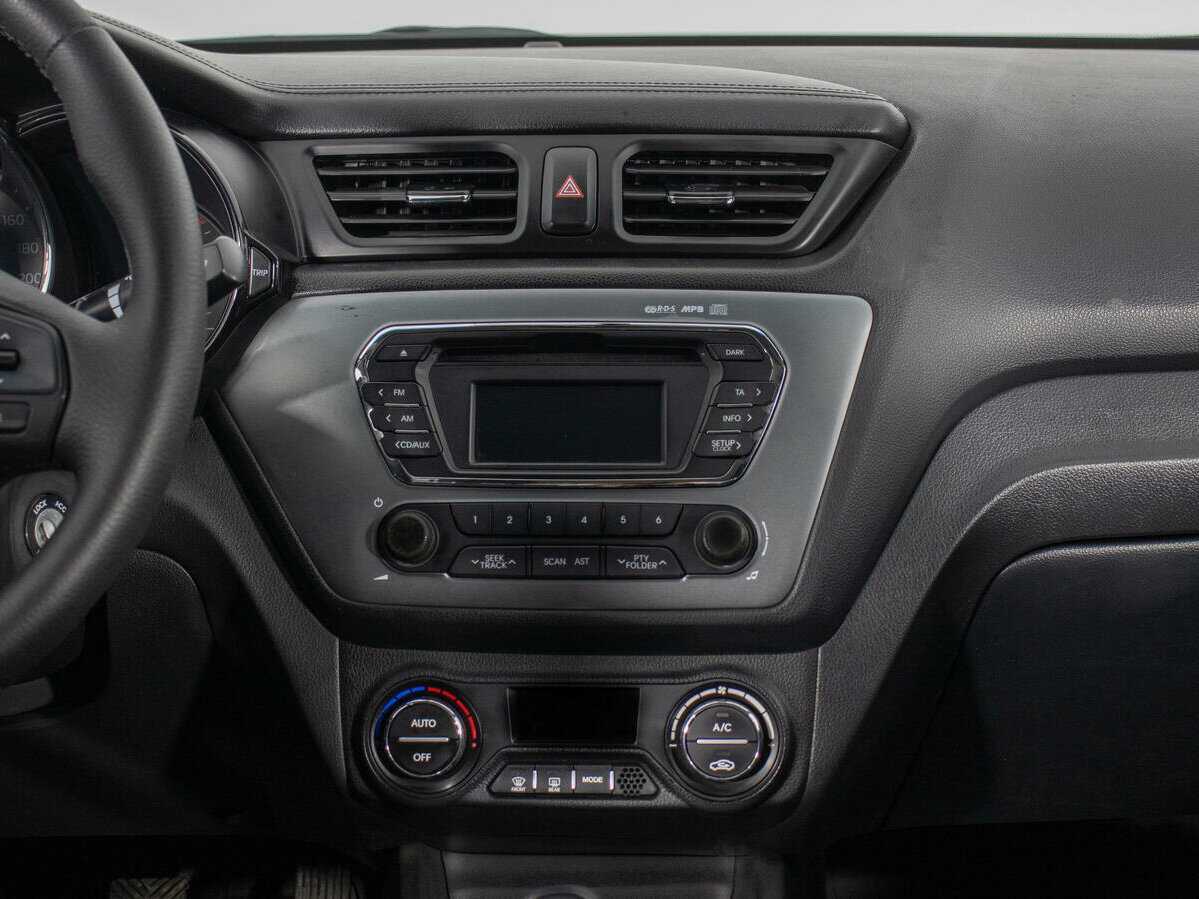 Купить Kia Rio с пробегом. Фото: #13