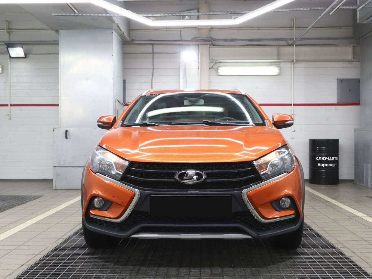 Купить Lada (ВАЗ) Vesta с пробегом. Фото: #1