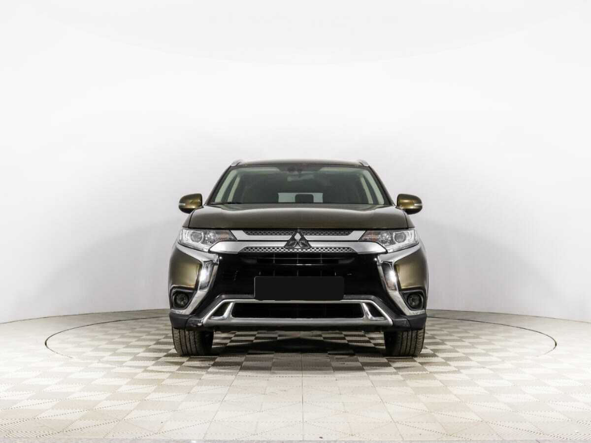 Купить Mitsubishi Outlander с пробегом. Фото: #1