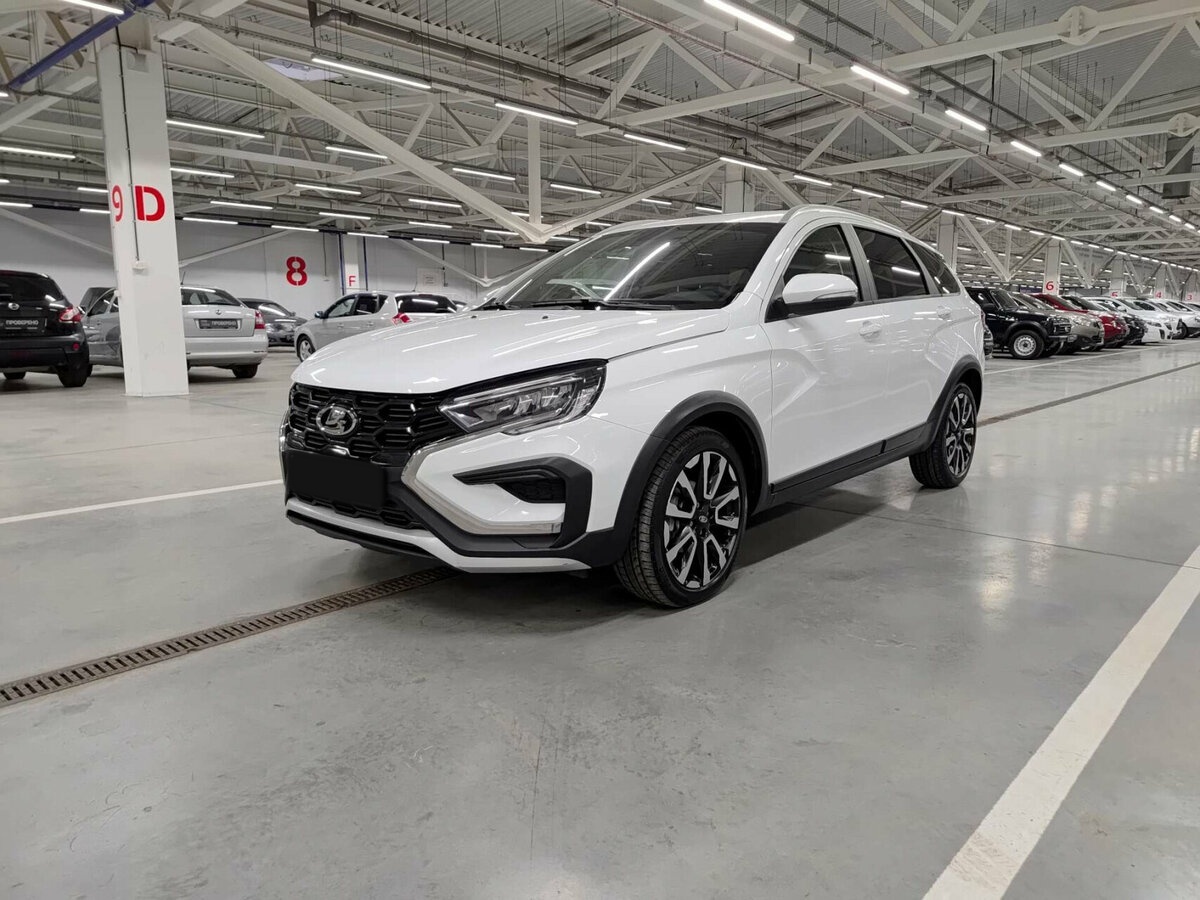Купить Lada (ВАЗ) Vesta с пробегом. Фото: #0