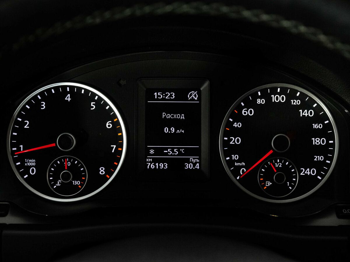 Купить Volkswagen Tiguan с пробегом. Фото: #20