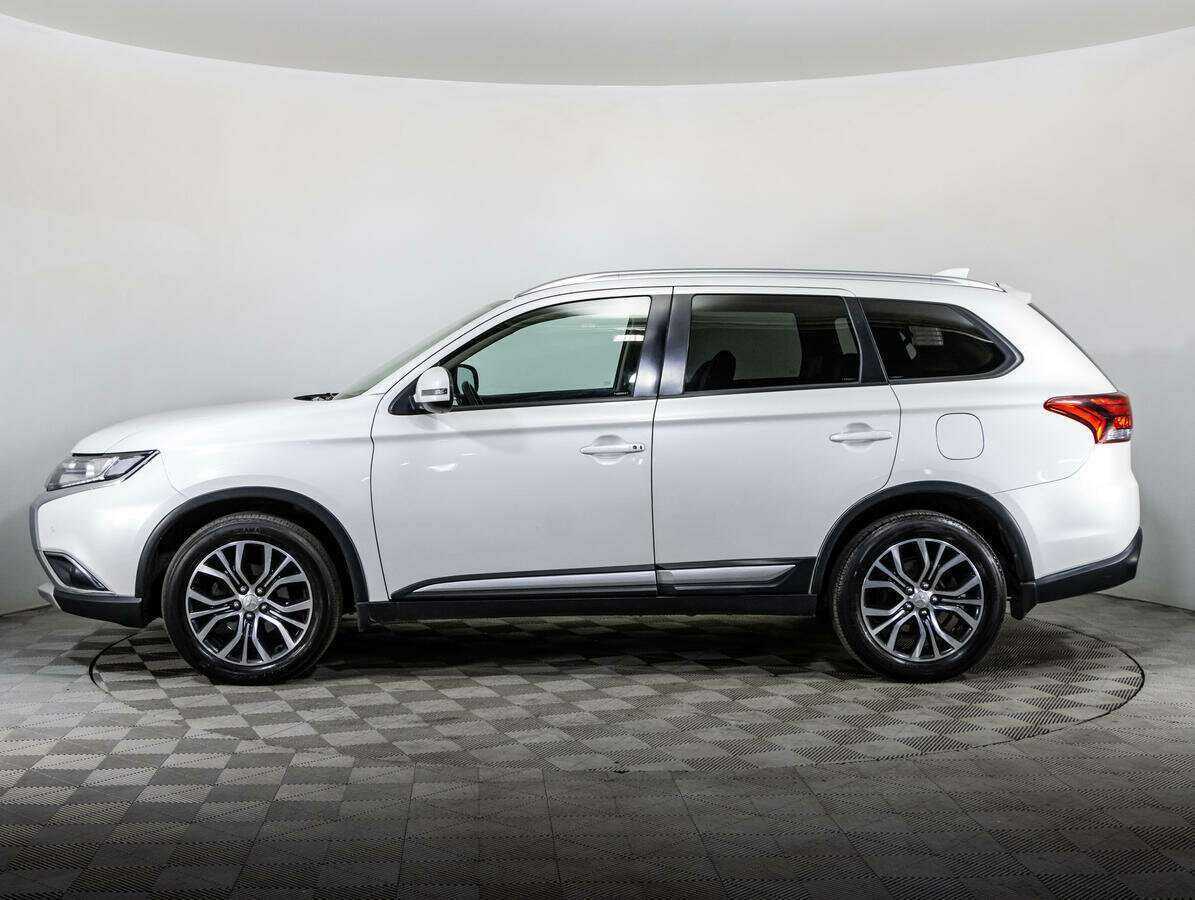 Купить Mitsubishi Outlander с пробегом. Фото: #7