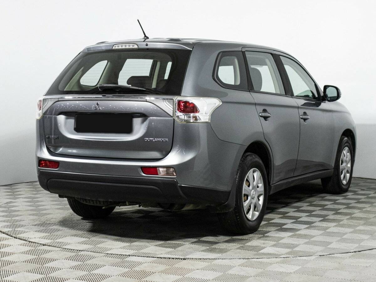 Купить Mitsubishi Outlander с пробегом. Фото: #4