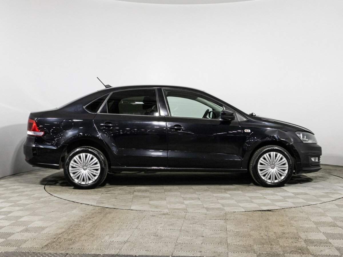 Купить Volkswagen Polo с пробегом. Фото: #3
