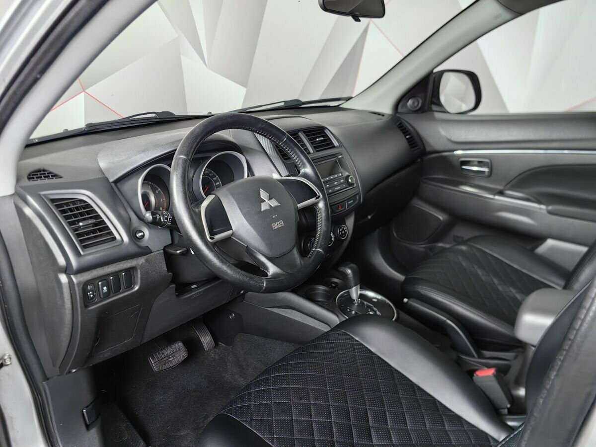 Купить Mitsubishi ASX с пробегом. Фото: #13