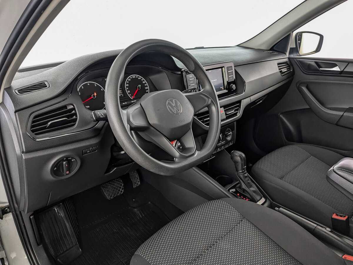 Купить Volkswagen Polo с пробегом. Фото: #13
