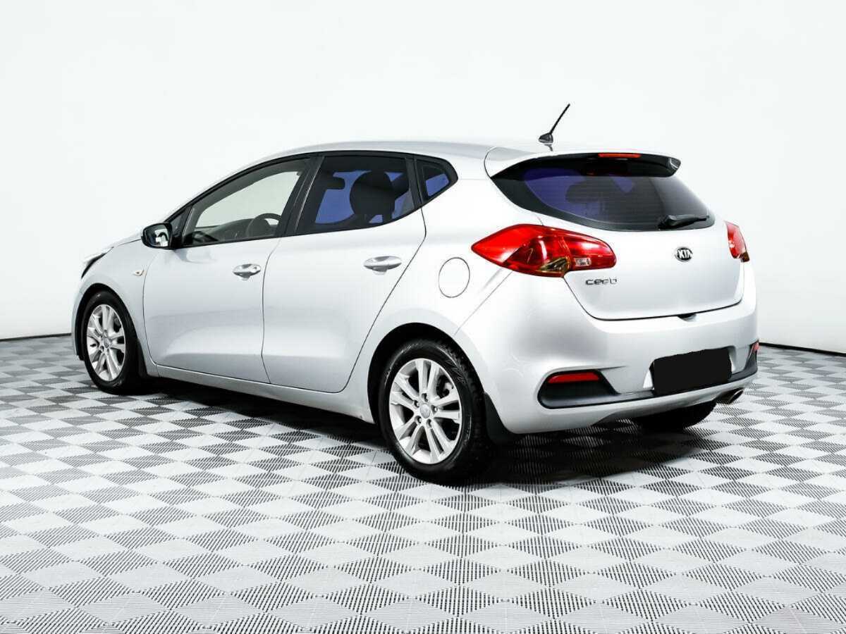 Купить Kia Ceed с пробегом. Фото: #6