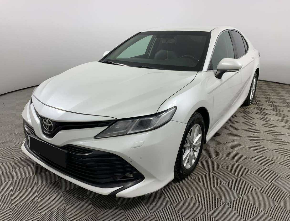 Купить Toyota Camry с пробегом. Посмотреть фото