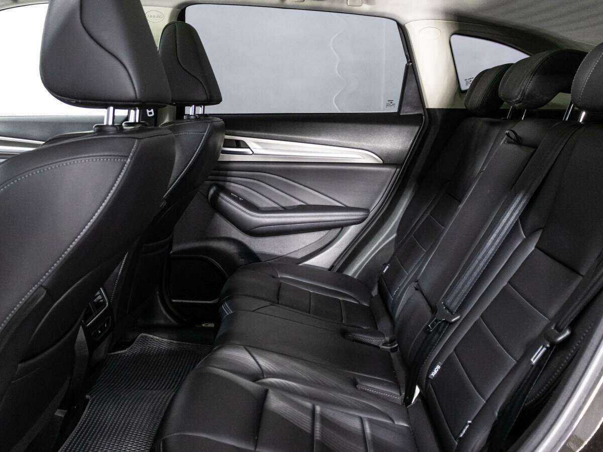 Купить Haval F7 с пробегом. Фото: #7