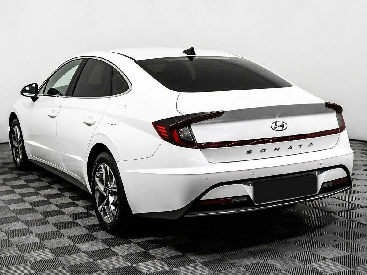 Купить Hyundai Sonata с пробегом. Фото: #6