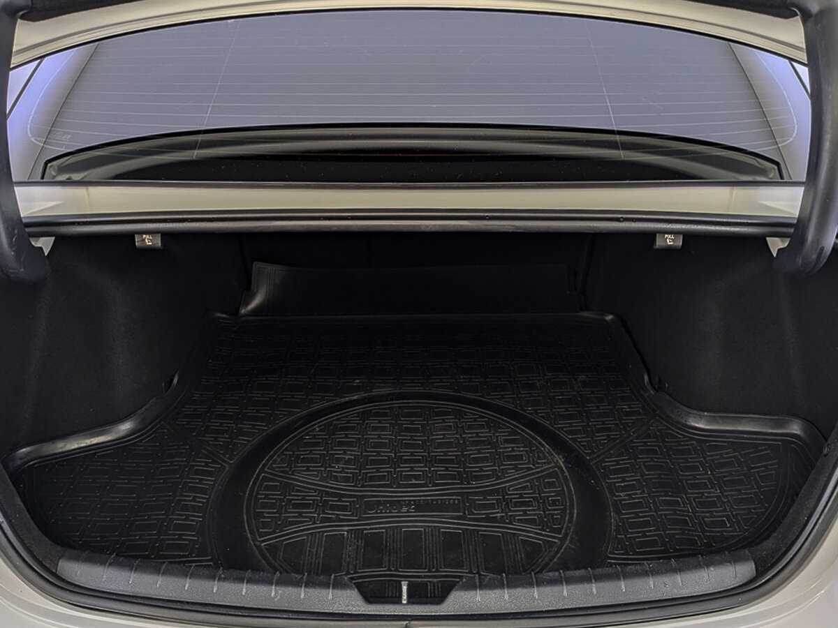 Купить Kia K5 с пробегом. Фото: #9