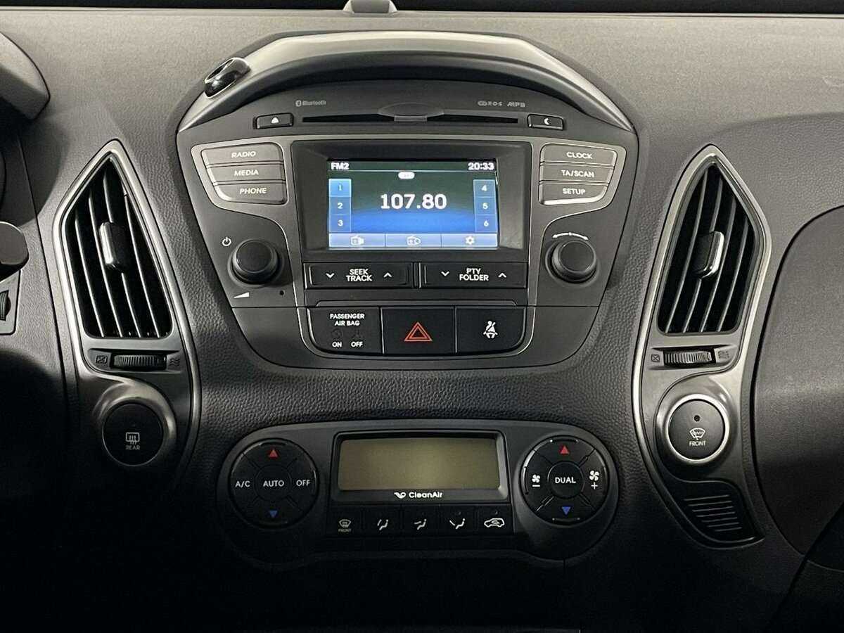 Купить Hyundai ix35 с пробегом. Фото: #11