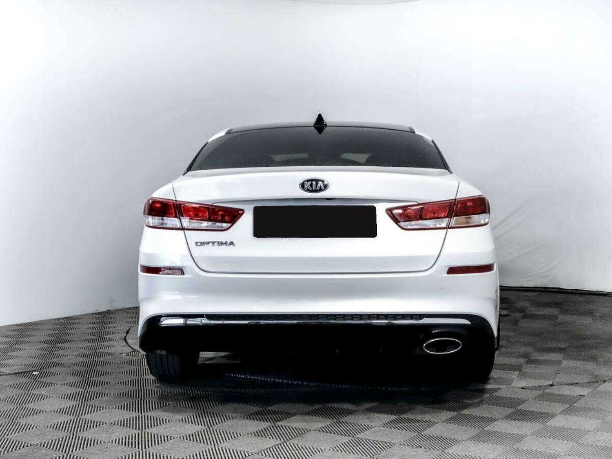 Купить Kia Optima с пробегом. Фото: #4