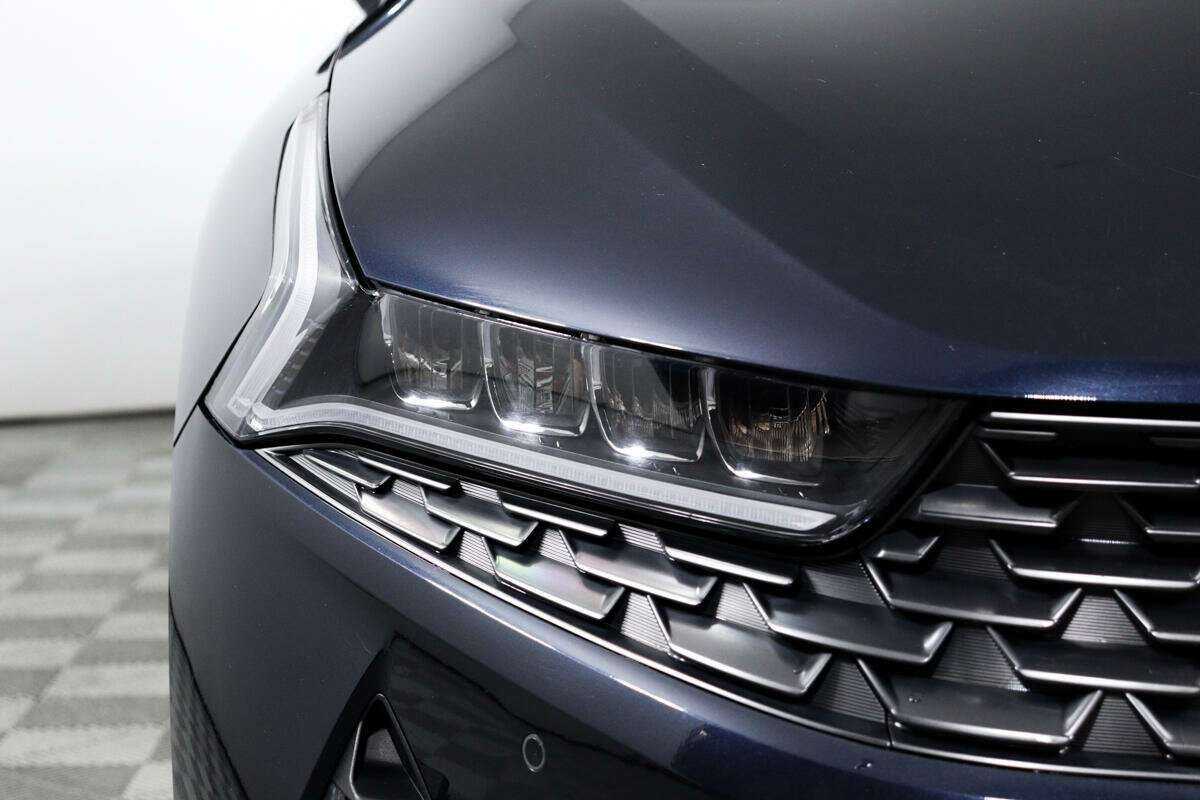 Купить Kia K5 с пробегом. Фото: #13