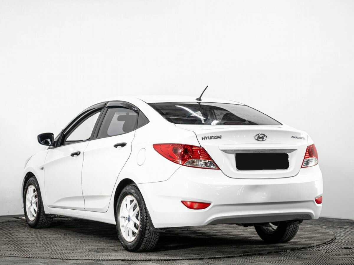 Купить Hyundai Solaris с пробегом. Фото: #5