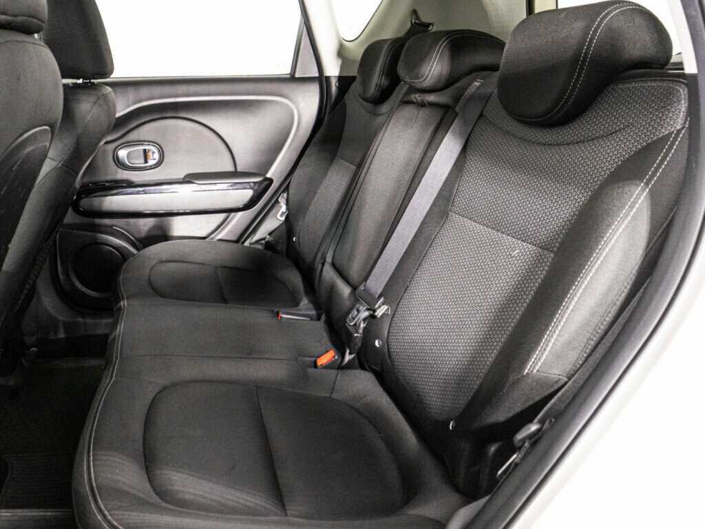 Купить Kia Soul с пробегом. Фото: #9