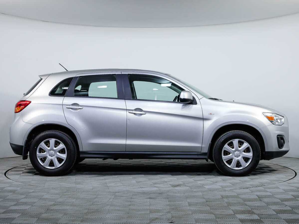 Купить Mitsubishi ASX с пробегом. Фото: #2