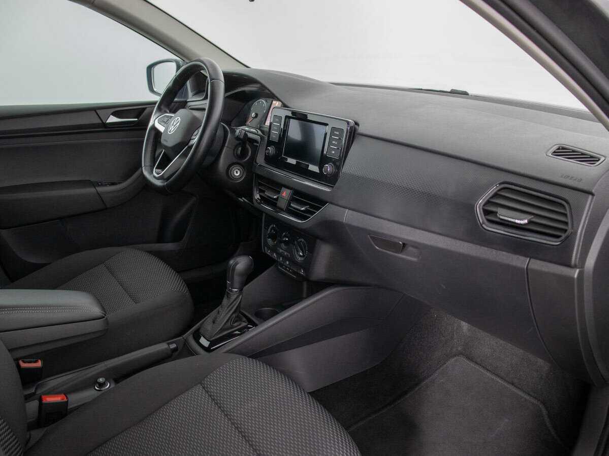 Купить Volkswagen Polo с пробегом. Фото: #8