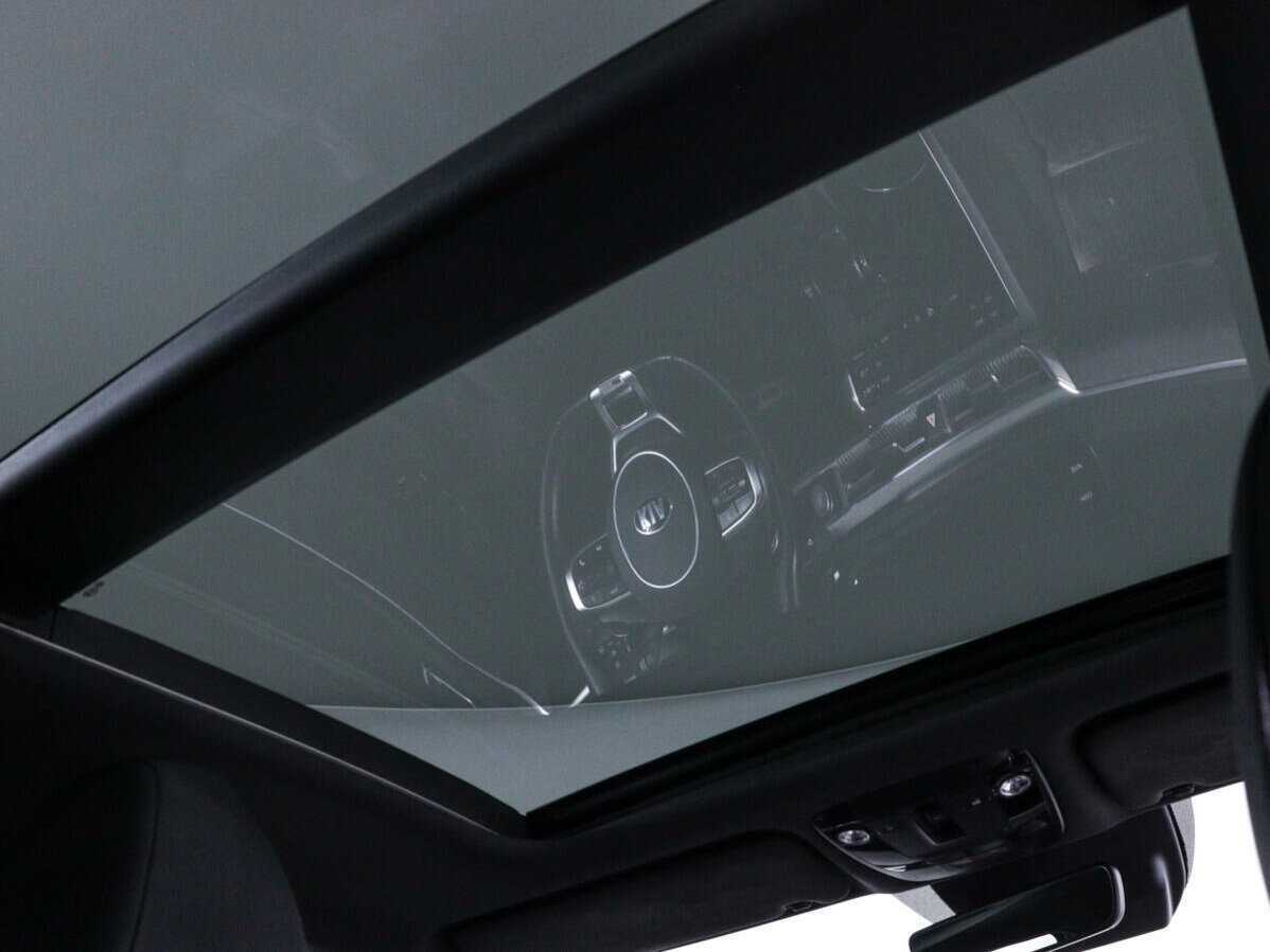 Купить Kia K5 с пробегом. Фото: #15