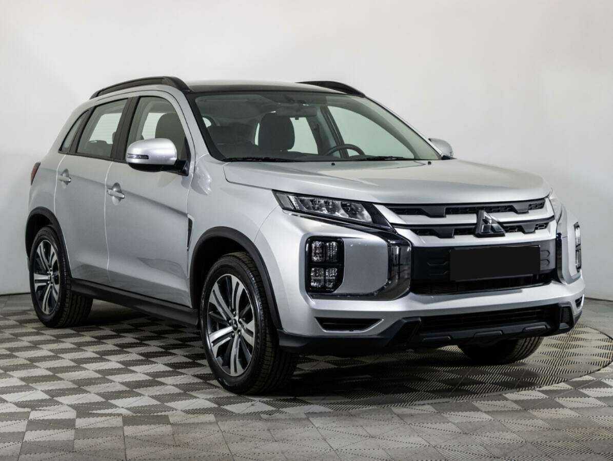 Купить Mitsubishi ASX с пробегом. Фото: #2