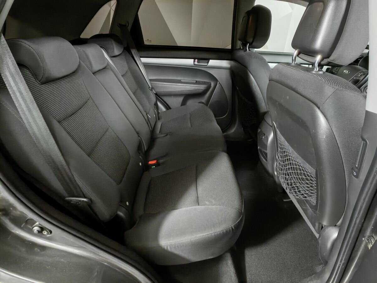 Купить Kia Sorento с пробегом. Фото: #11
