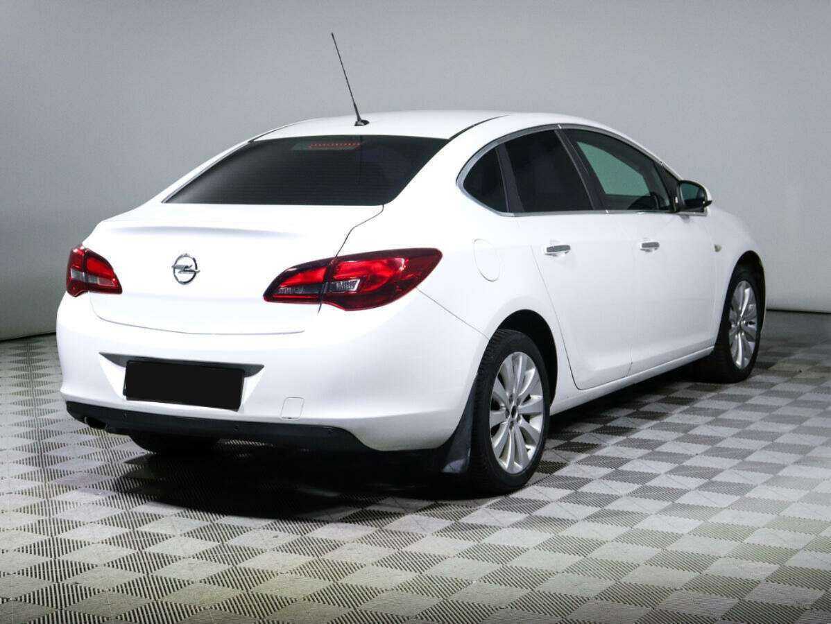 Купить Opel Astra с пробегом. Фото: #3