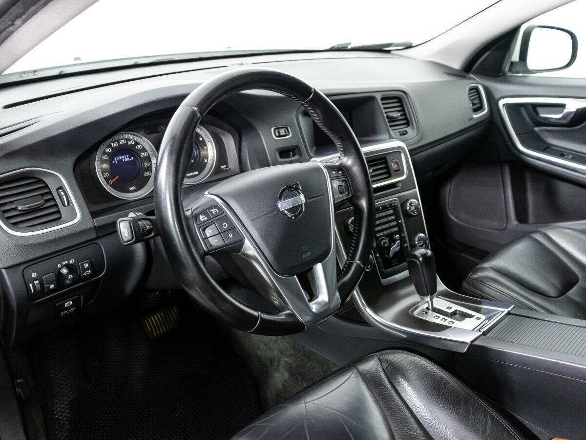 Купить Volvo S60 с пробегом. Фото: #10