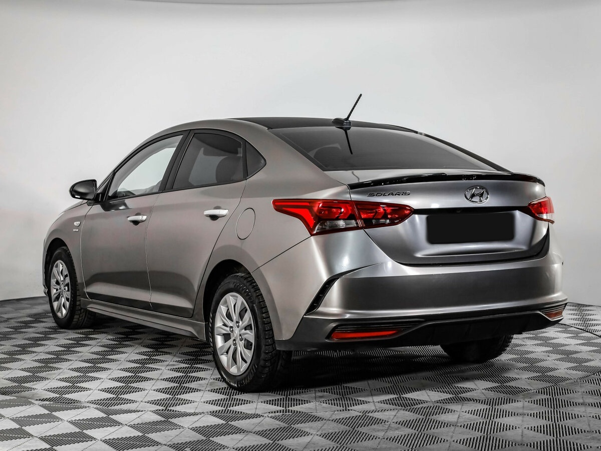 Купить Solaris HS с пробегом. Фото: #5