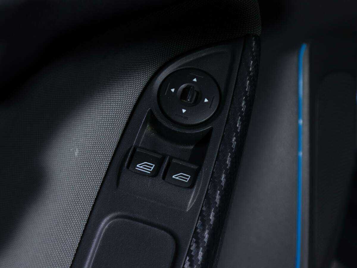 Купить Ford Focus с пробегом. Фото: #13