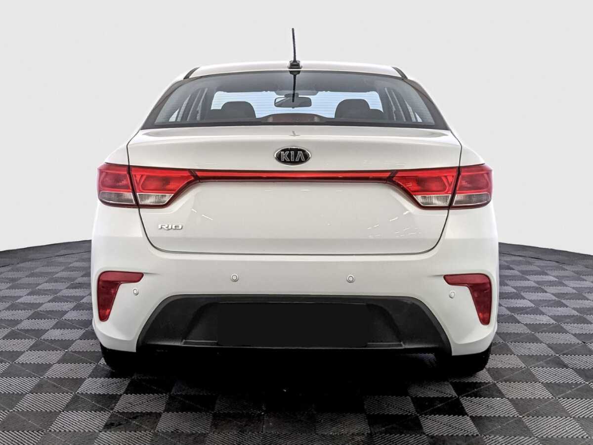 Купить Kia Rio с пробегом. Фото: #5