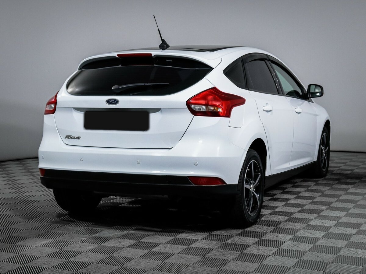 Купить Ford Focus с пробегом. Фото: #3