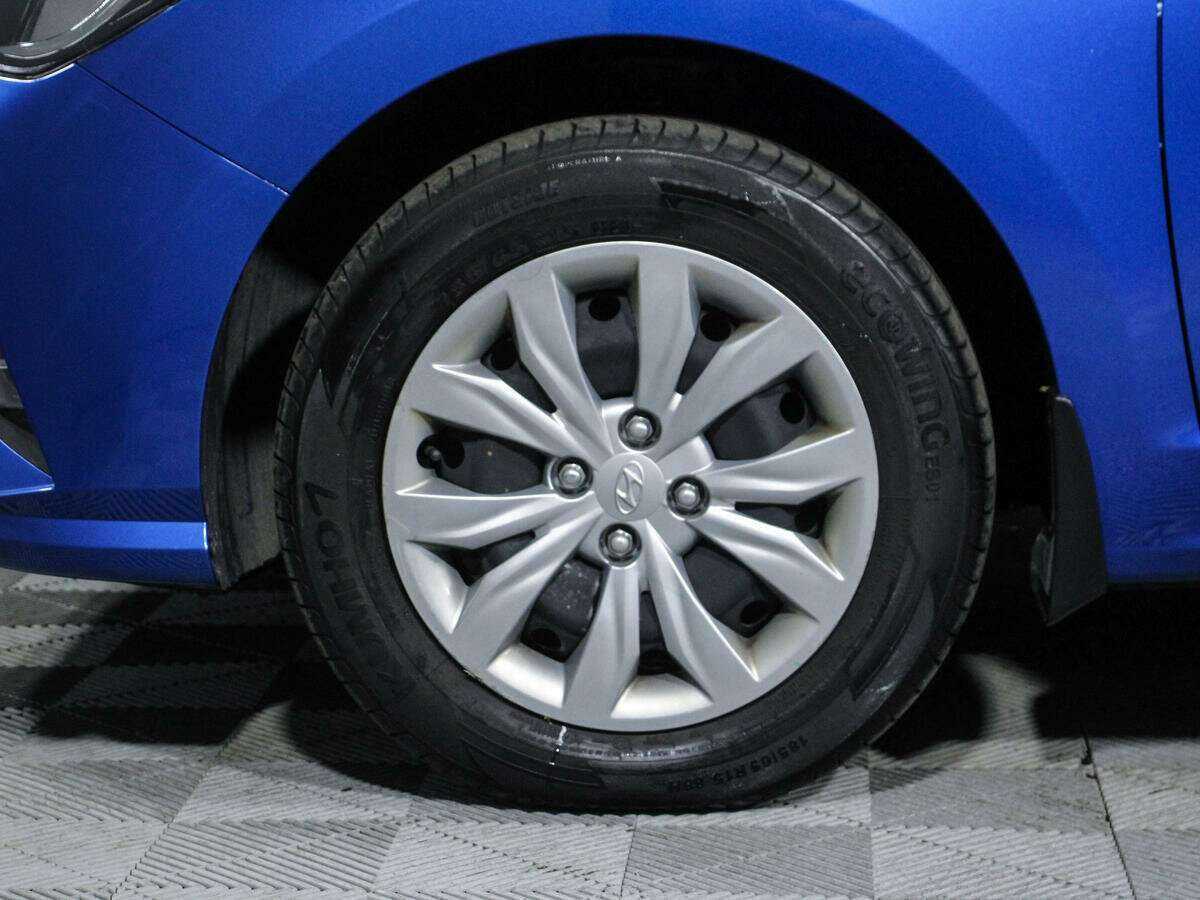 Купить Hyundai Solaris с пробегом. Фото: #14