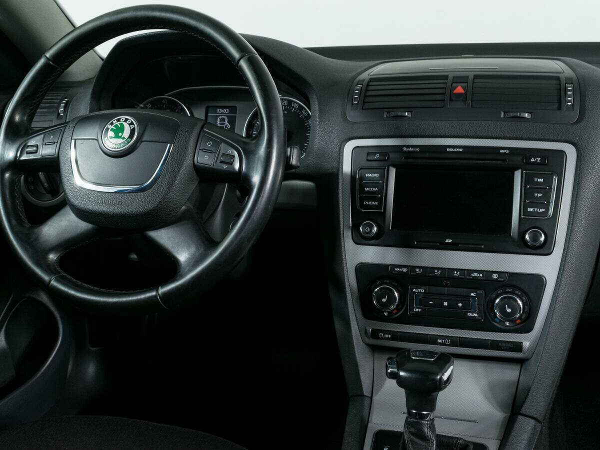 Купить Skoda Octavia с пробегом. Фото: #10