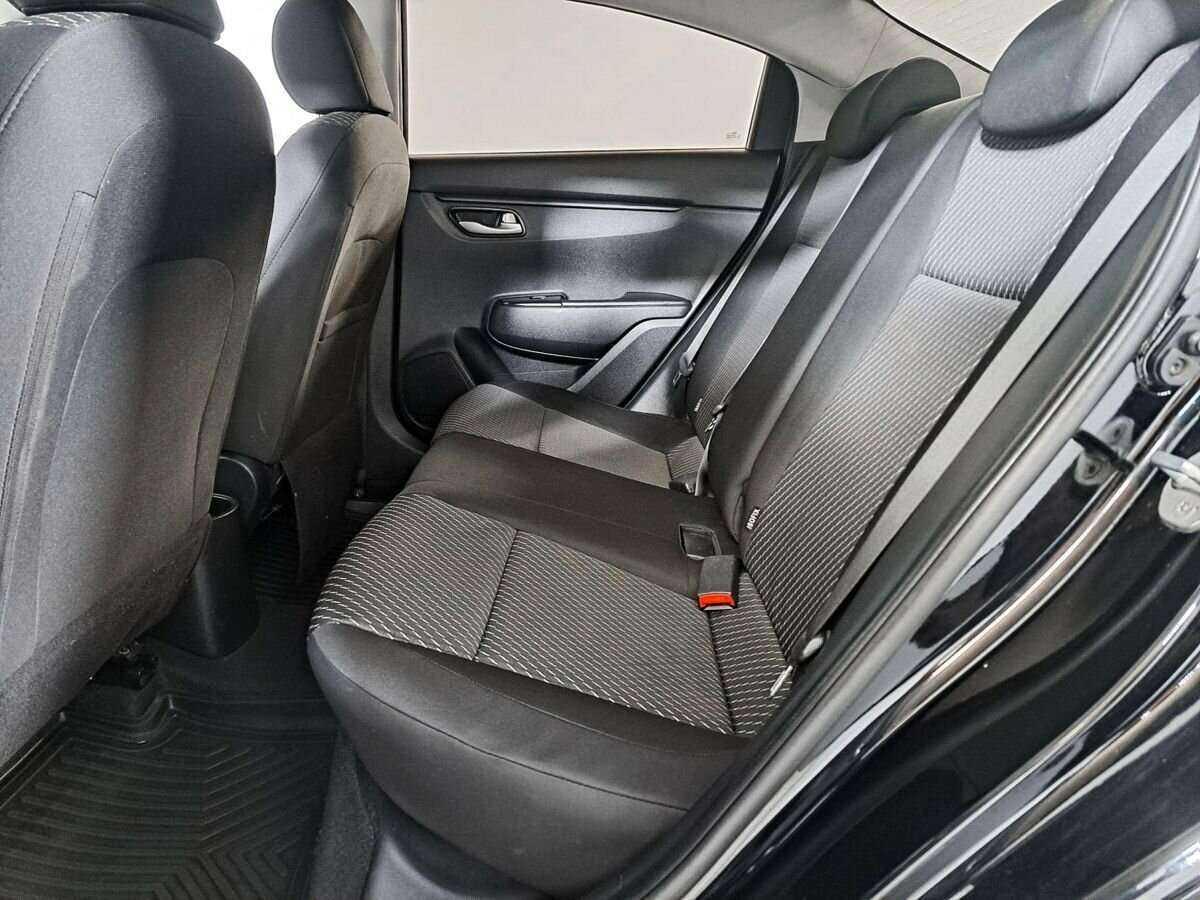 Купить Kia Rio с пробегом. Фото: #9