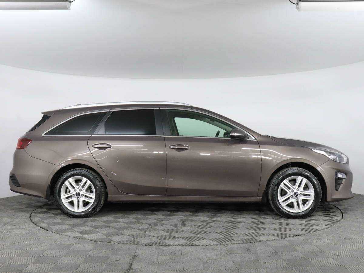 Купить Kia Ceed с пробегом. Фото: #3