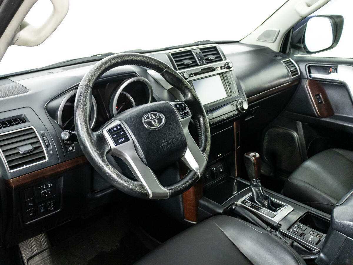 Купить Toyota Land Cruiser Prado с пробегом. Фото: #9
