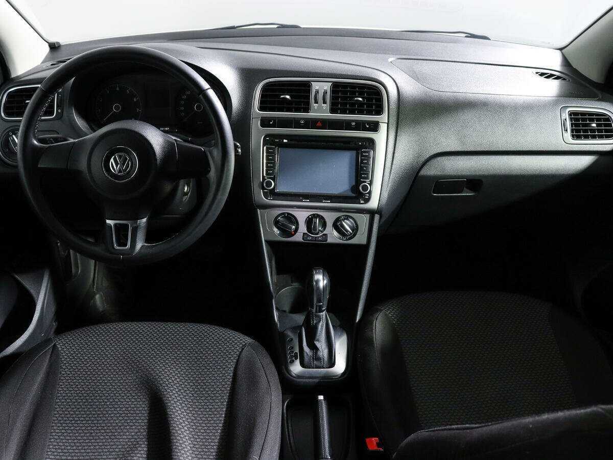 Купить Volkswagen Polo с пробегом. Фото: #11