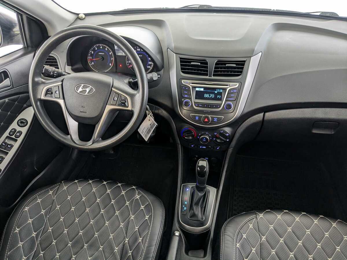 Купить Hyundai Solaris с пробегом. Фото: #23